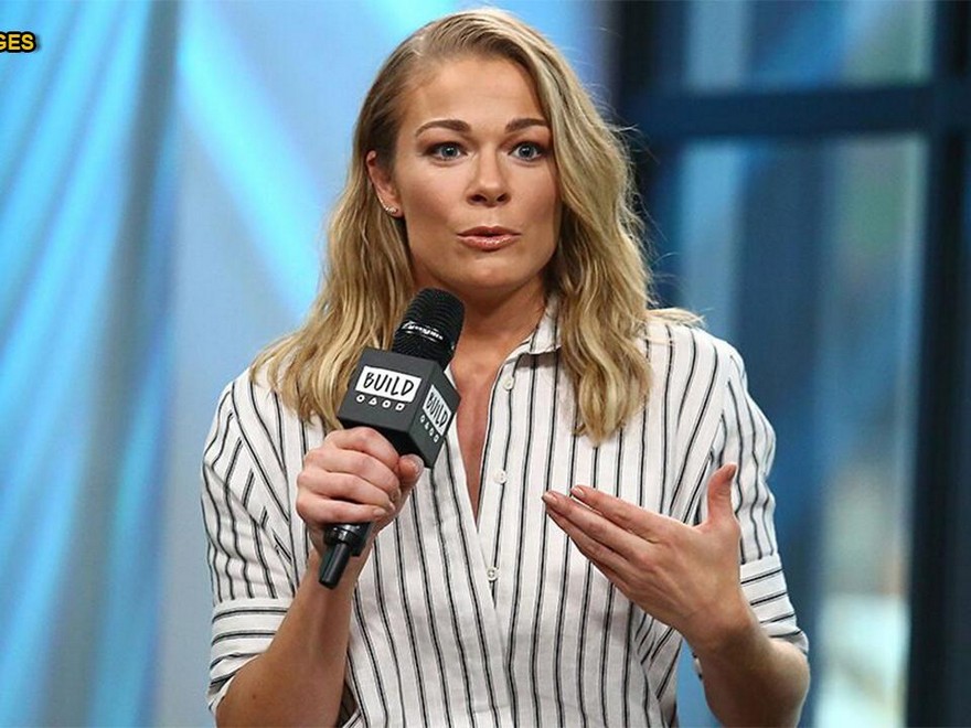  LeAnn Rimes displays on in search of remedy for nervousness, despair: It was ‘one of the best present’