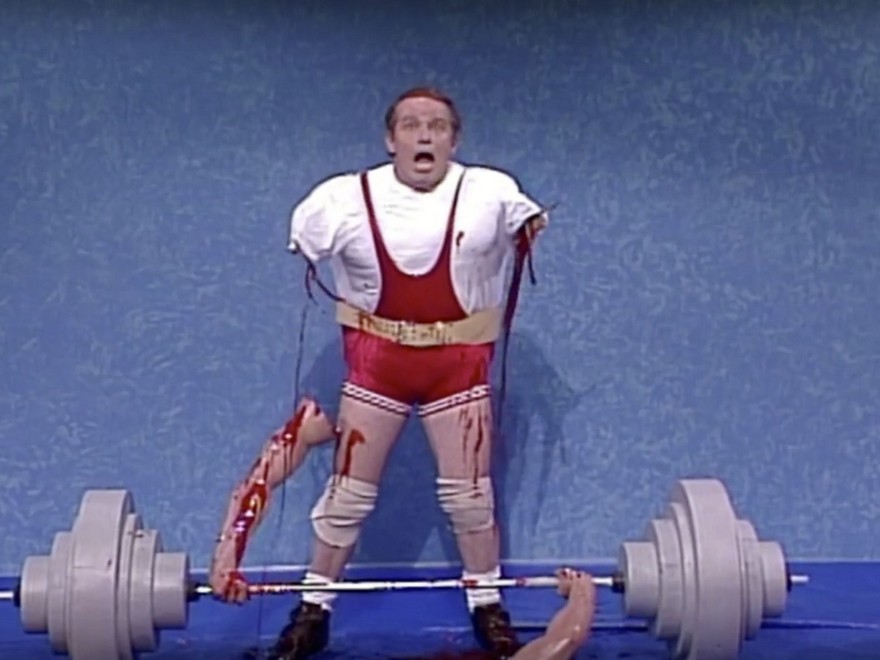  5 Crimson Flags That Imply You Ought to Put Down The Weights ASAP