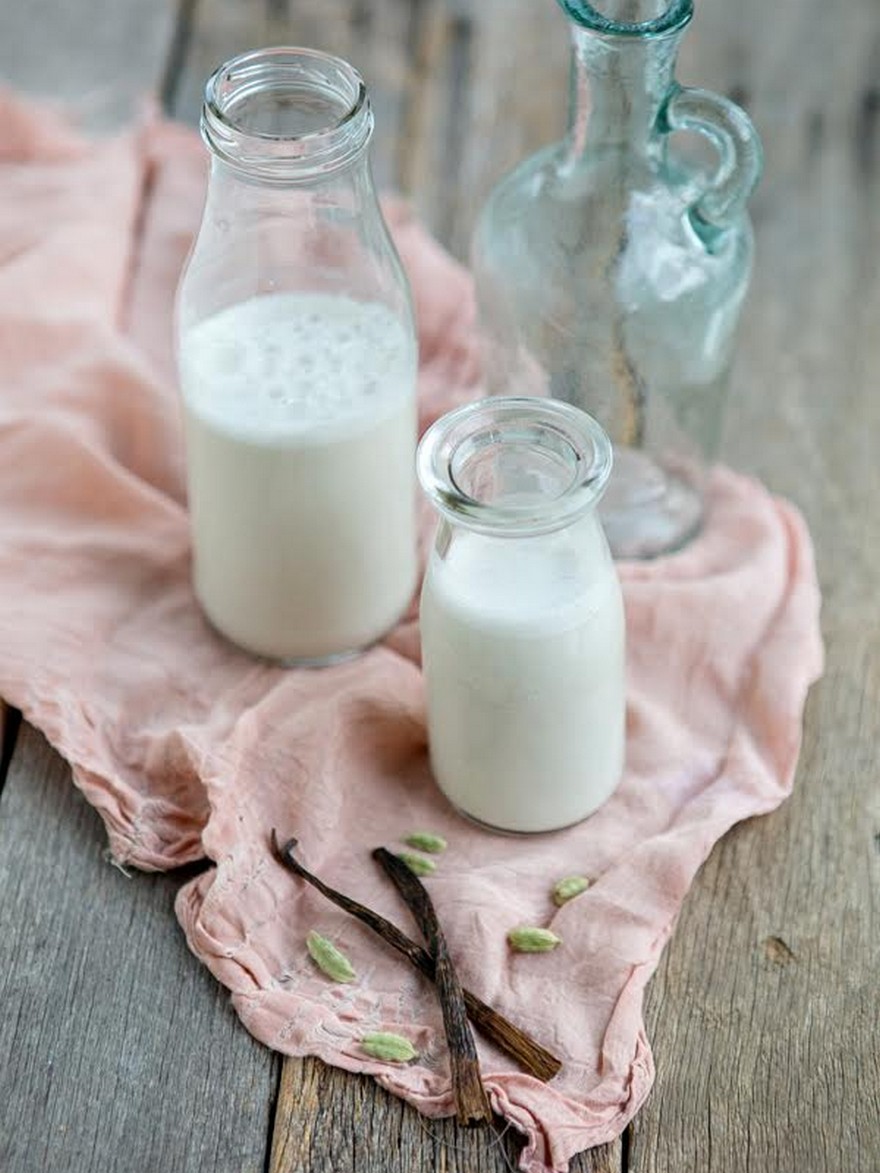  Cashew, Cardamom & Vanilla Milk